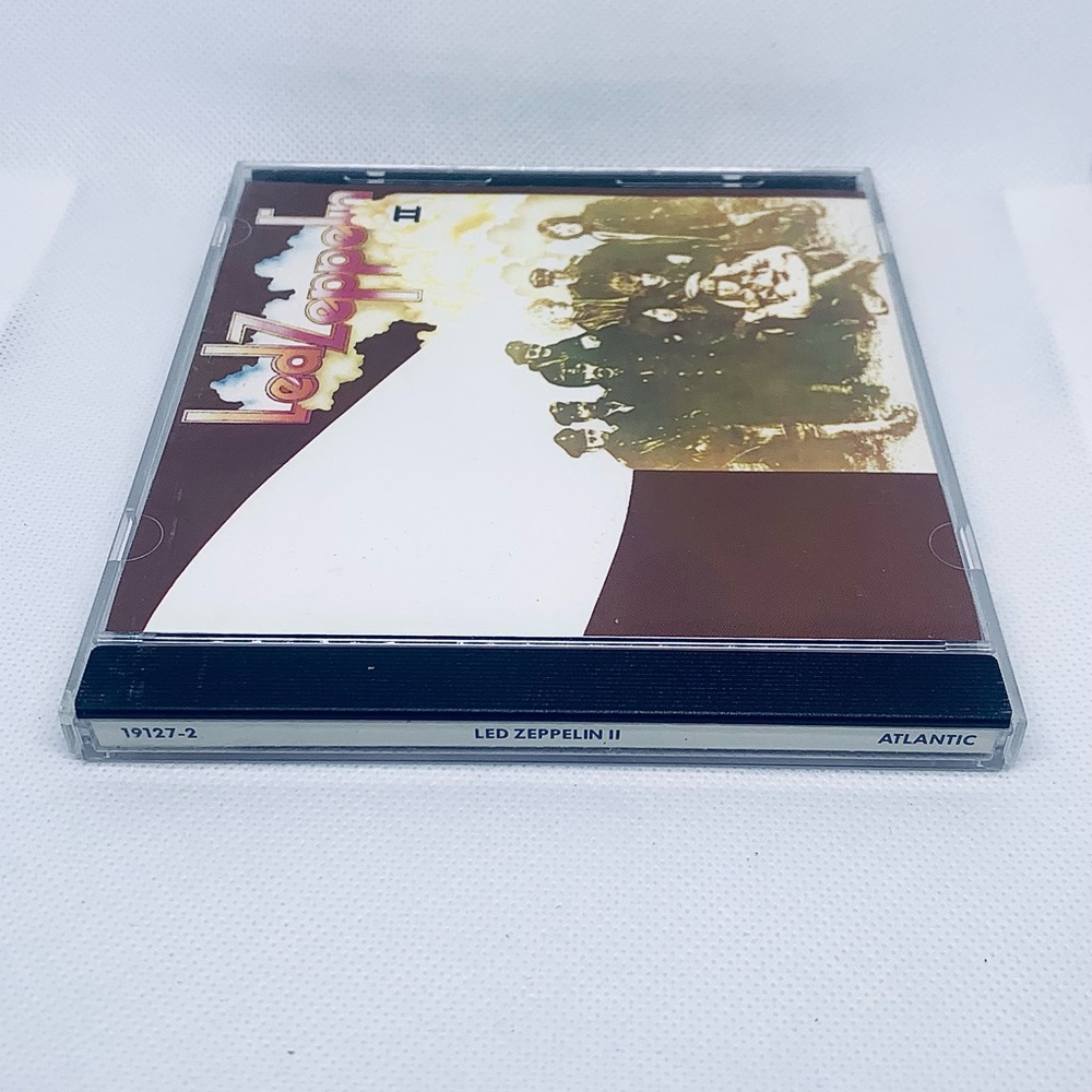 Led Zeppelin II CD - Picture 3 of 4